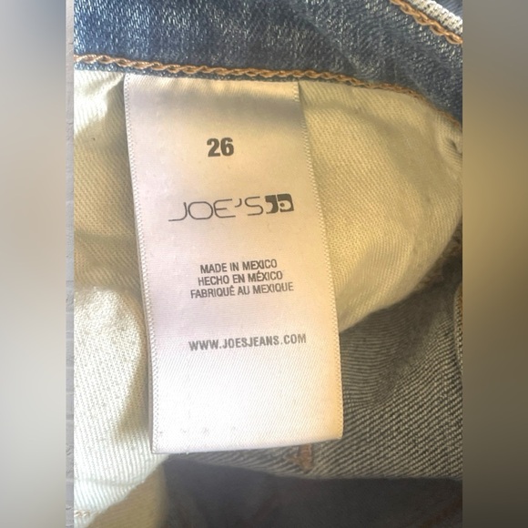 Joe's Jeans High Rise Wide Leg Raw Hem Blue Denim Distressed Belenos Wash Sz 26 - Picture 7 of 8